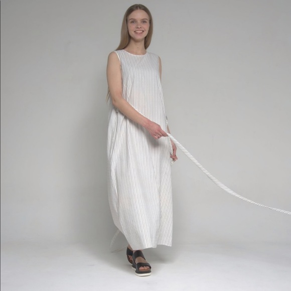 White striped cotton midi dress - Picture 9 of 11